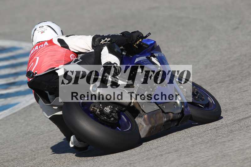 /Archiv-2023/02 31.01.-03.02.2023 Moto Center Thun Jerez/Gruppe blau-blue/backside